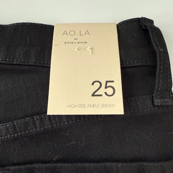 NWT AO.LA By Alice + Olivia Black High Rise Ankle Skinny Jean size 25 - Picture 5 of 10